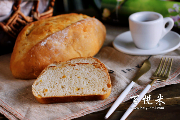 土司面包做法可以用烤箱烤面包吗？想学习面包去哪学好呢？